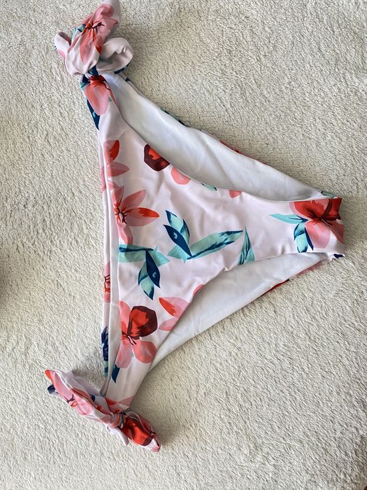 Strój kąpielowy M bikini biały w kwiaty nowy