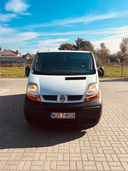 Renault Trafić 1.9 Diesel na 9 osób