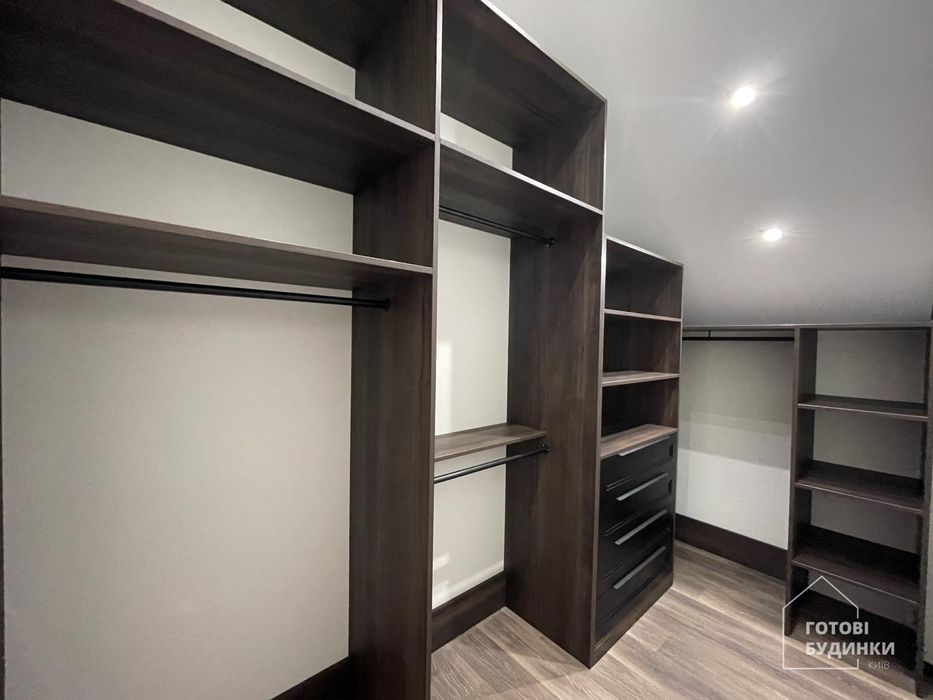 Будинок з меблями