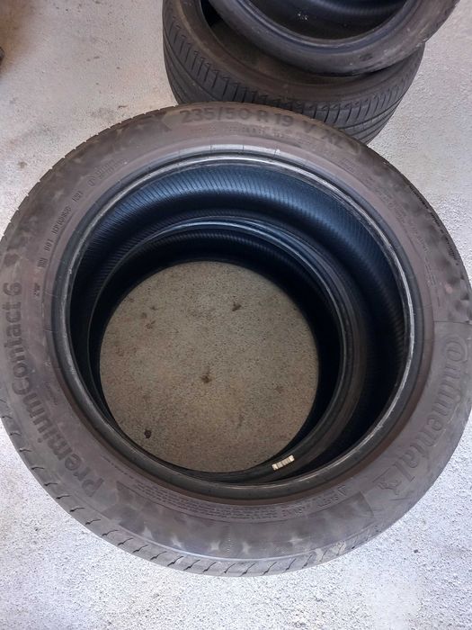 2 pneus 235/50R19 Continental