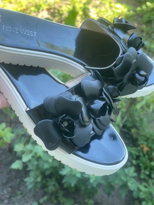 Шлепанцы Nine West, Zara, Crocs