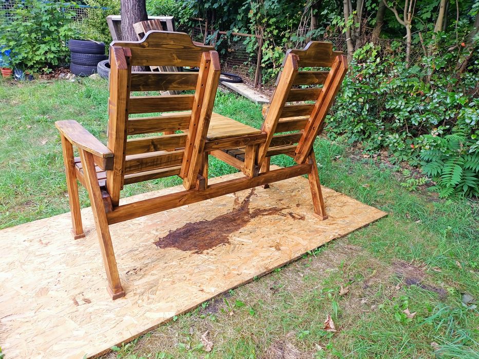 Ławka ogrodowa z stolikiem