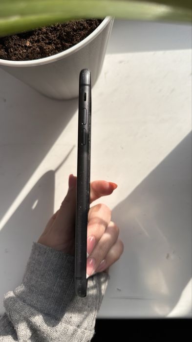 Корпус iPhone 11