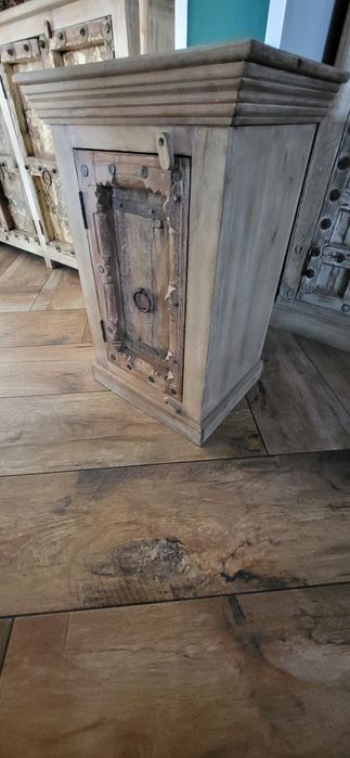 Okazja! Szafka nocna mango, styl indyjski, solidna