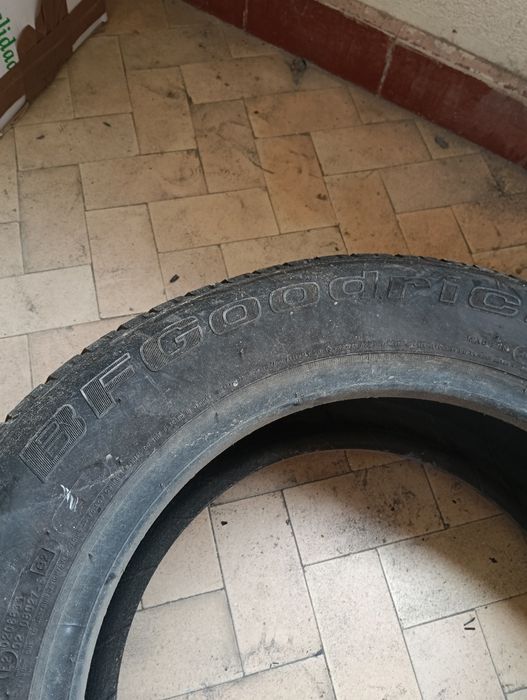 Pneu em muito bom estado
