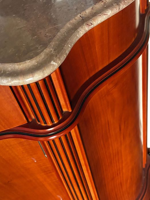 Móvel de entrada em excelente estado