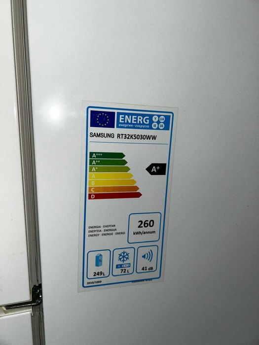 Frigorífico Samsung A+ 321 L