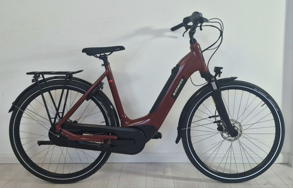 Rower elektryczny Batavus Altura E-go Plus Bosch smart 2024powystawowy