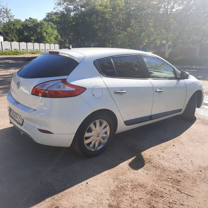 Продам Меган 3 2011