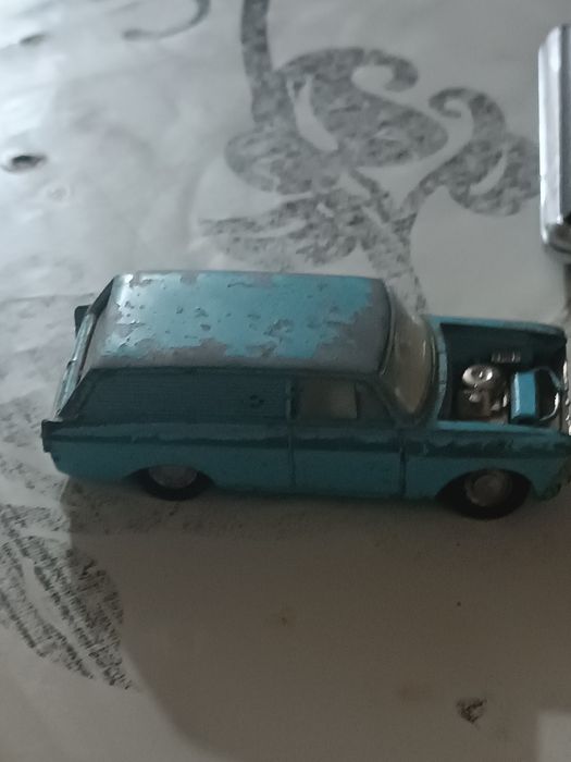 Продам коллекцию машинку москвич 434