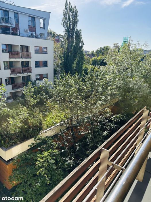 BEZPOŚREDNIO, ciche w ścisłym centrum , z miejscem postojowym w garażu