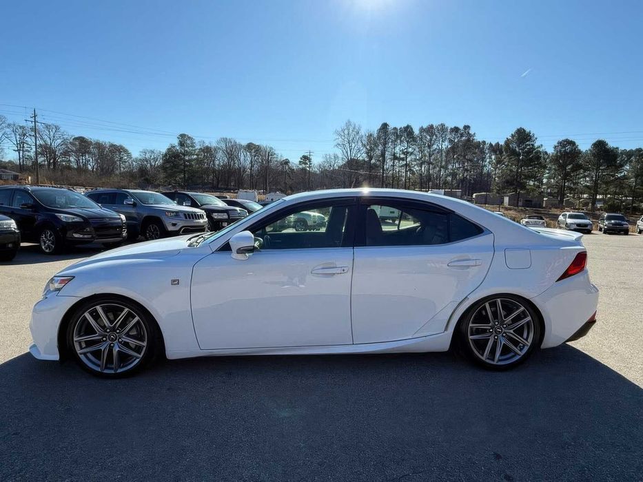 Lexus IS 200t      2016