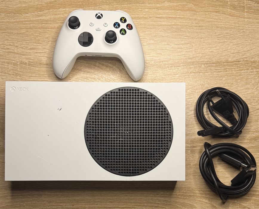Игровая приставка консоль Xbox Series S 512gb white с джойстиком