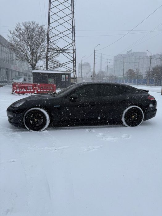 Porshe panamera 4s