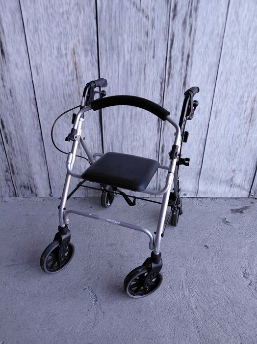 chodzik , balkonik rehabilitacyjny / 201