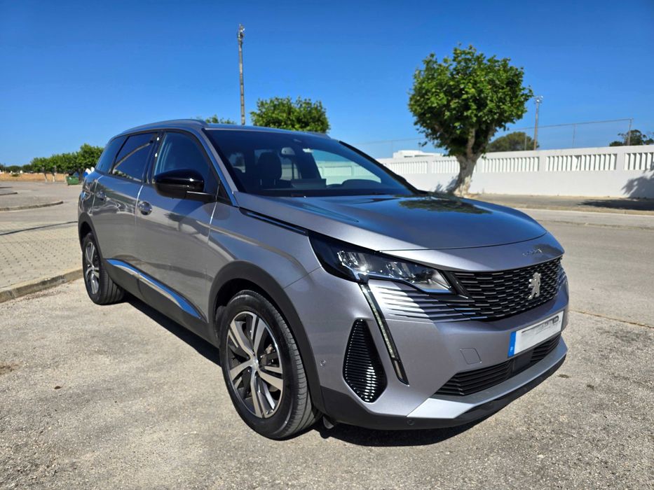 Peugeot 5008 Allure Pack 1.5 BlueHDI EAT8 - Ano 2023