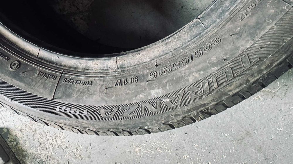 205/55 R16 Bridgestone Turanza T001 шини літо