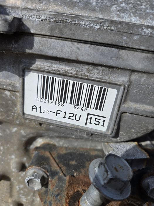 Blok Silnika z wałem korbowym tłoki A1ZR-f12U Corolla 1.8 Valvematic