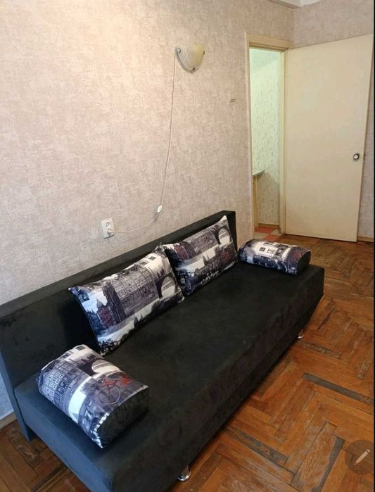 сдам 1комн квартиру на Запорожского казачества 33