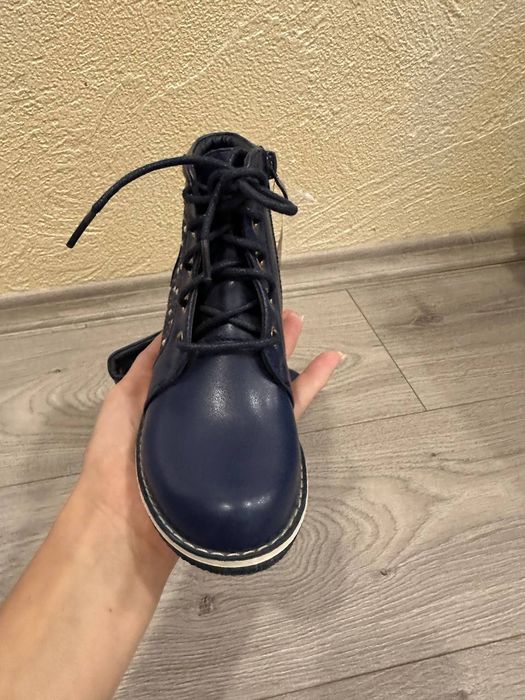 Осінні черевики для дівчинки 29 розміру