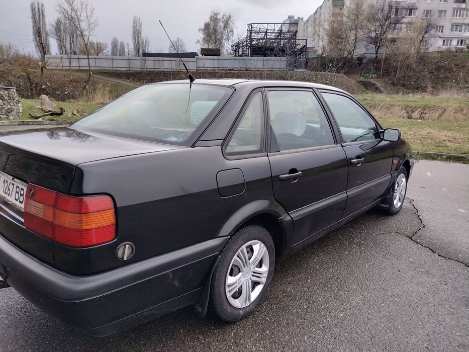 Продам свій Volkswagen Passat B4
