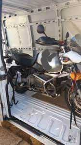 Transporte de mota com recolha e entrega