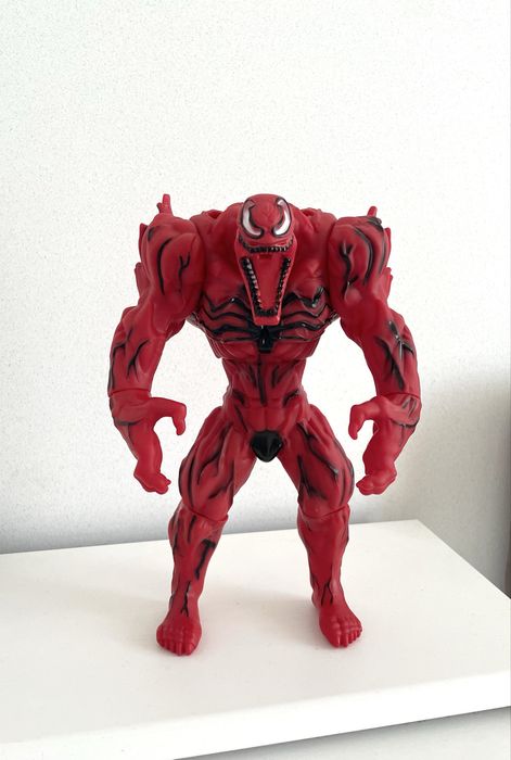 Ігрова фігурка Venom 2, 30 см