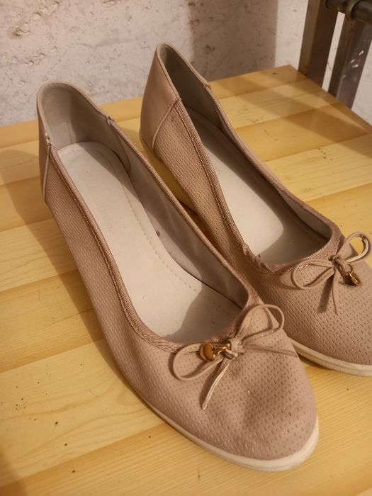 Półbuty Clara Barson