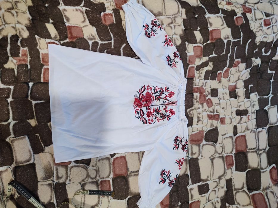 Продам вишиванку