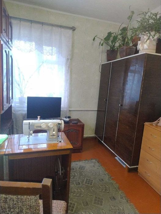 Продам пол дома 25м2. Жилое состояние. г. Мерефа. ТОРГ   SM