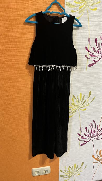 Zara комбінезон.