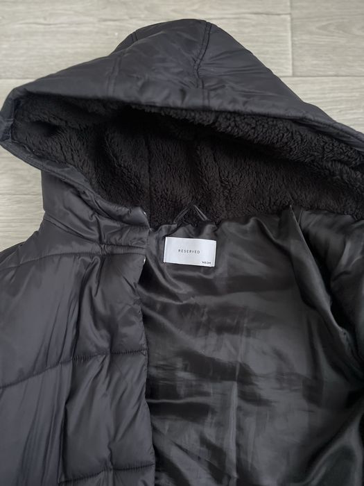 Тепла довга куртка Reserved