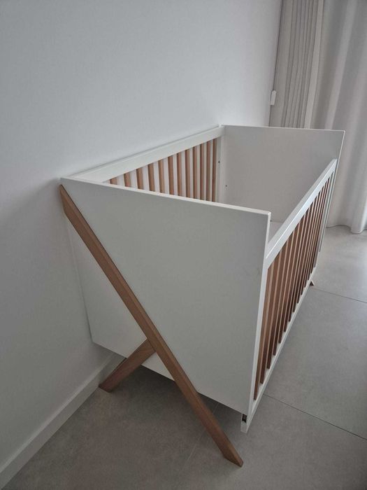 Berço + Cómoda/ Trocador Trama