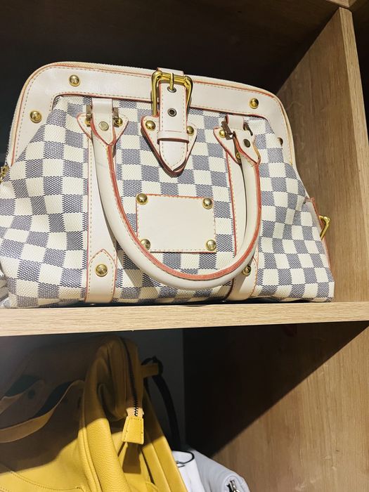 Beżowa torebka elegancka