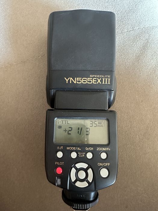 Lampa blyskowa Yonguo YN565EX III