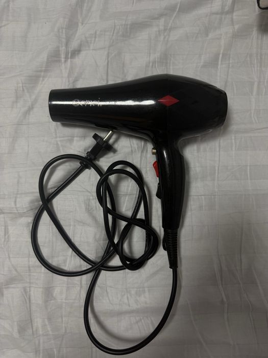 Професійний фен gemei