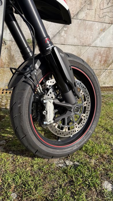Ducati hypermotard 821 sp