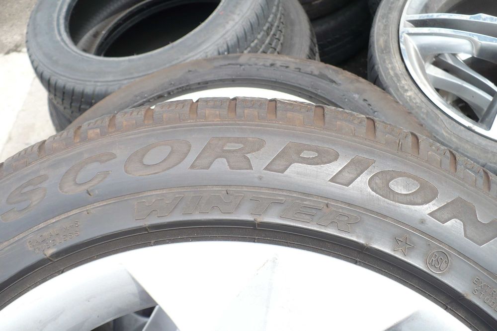 Opony Pirelli Scorpion 255/50R19 107V 5mm Zima RSC 2017r. 4 szt.