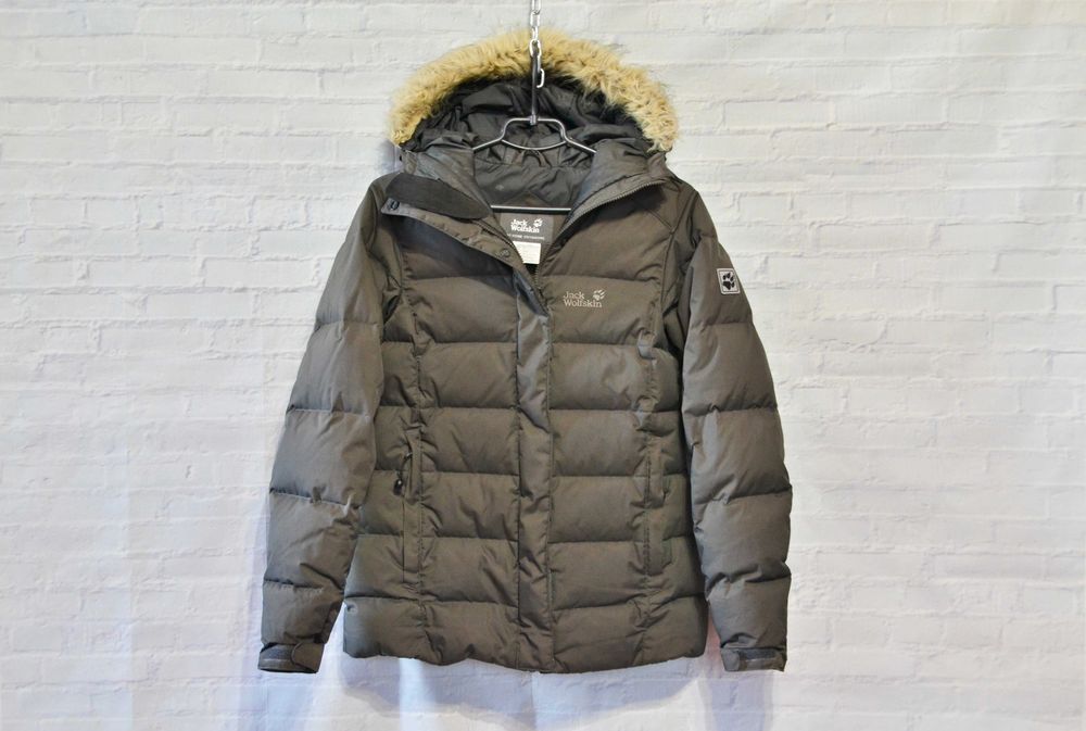 Женская зимняя пуховая куртка Jack Wolfskin