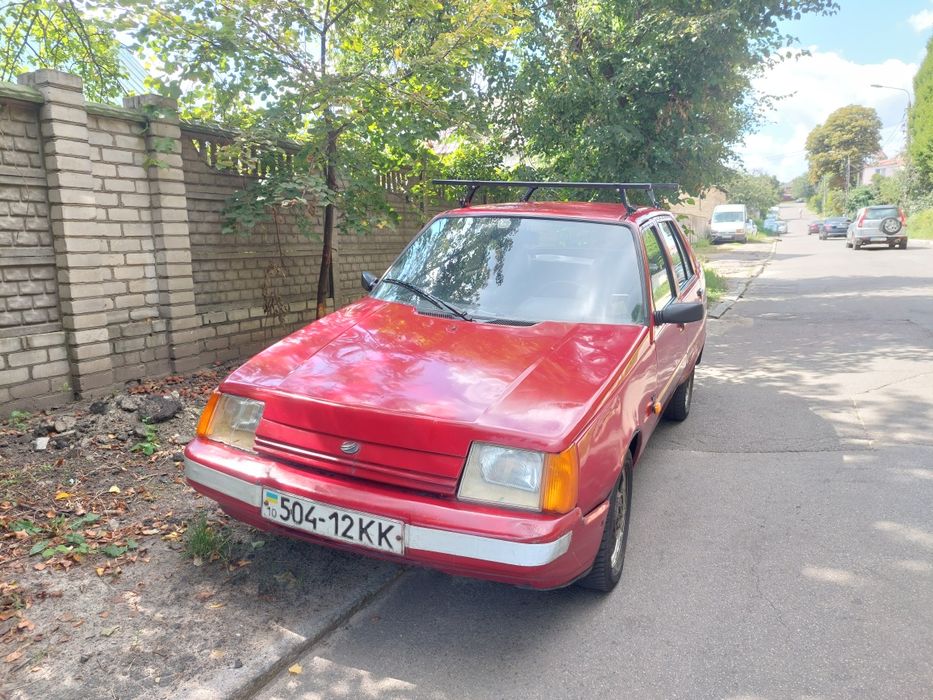 ЗАЗ-1102 Славута  газ бензин