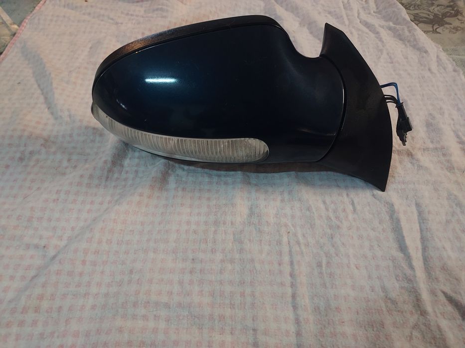 Espelho Mercedes direito com pisca