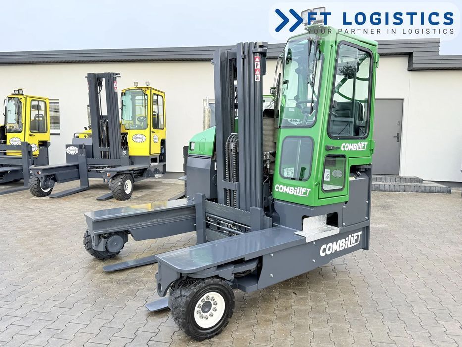 Combilift WÓZEK CZTEROKIERUNKOWY - WIELOKIERUNKOWY | COMBILIFT C4500 | DIESEL | TRIPLEX 4900MM | POZYCJONER WIDEŁ | PEŁNA KABINA | WOLNY SKOK | STAN IDEALNY | Szeroka oferta wózków czterokierunkowych i bocznych, dopasowanych do różnorodnych potrzeb i zast