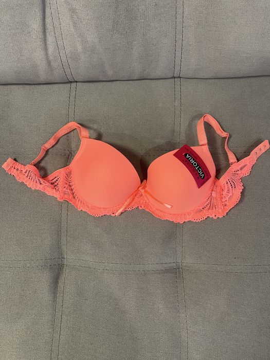 Бюстгалтер яскравий жіночий