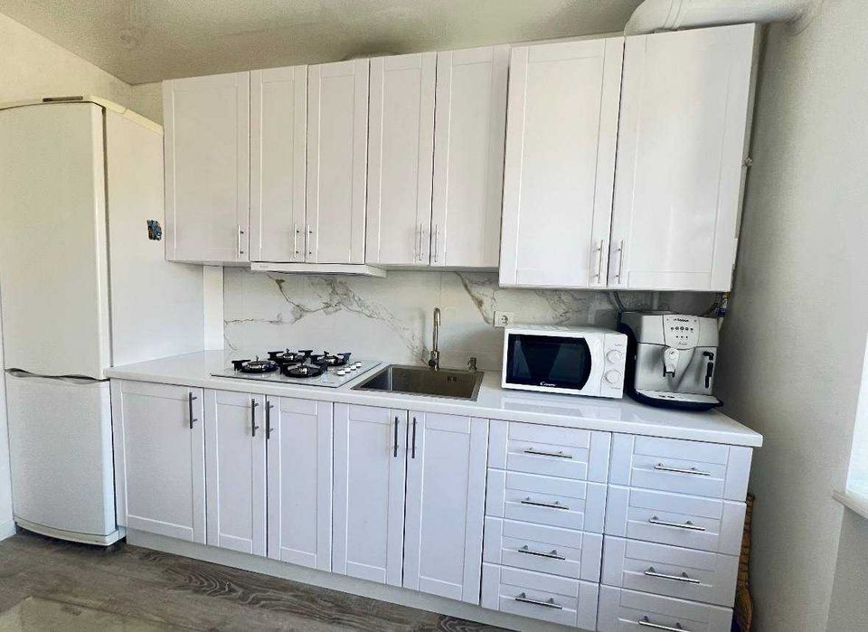 Продам 4к квартиру в самому Центрі.Готова до проживання.Вул П.Орлика