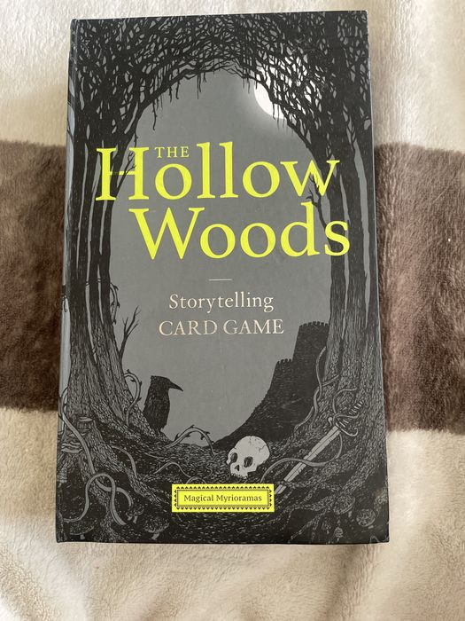 The hollow woods/карткова  гра