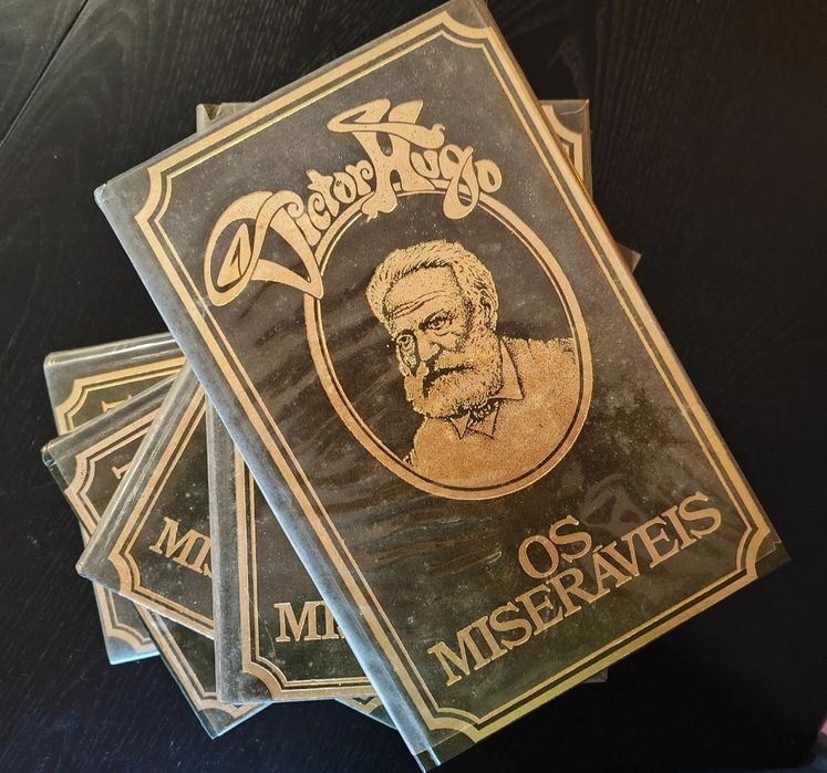 Coleção Completa · 5 Volumes: Os Miseráveis de Victor Hugo