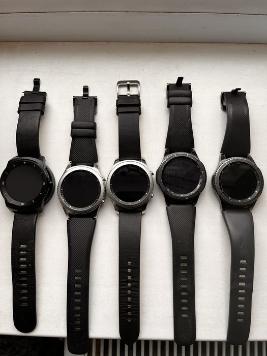 Смарт годиники Samsung Gear S3 classic. LG.