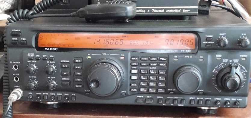 Для любителей нашего хобби трансивер YAESU FT-920 1.8-30 и 50MHz