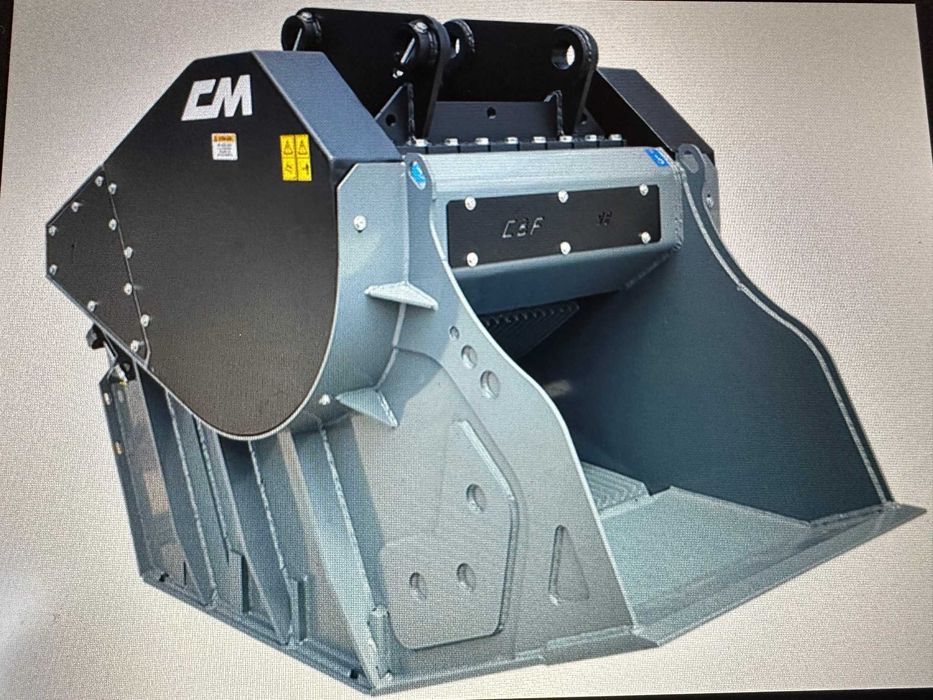 Młot hydrauliczny RAMTEC RT 1500,2400 KG