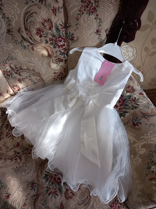 Biała sukienka do chrztu i bolerko